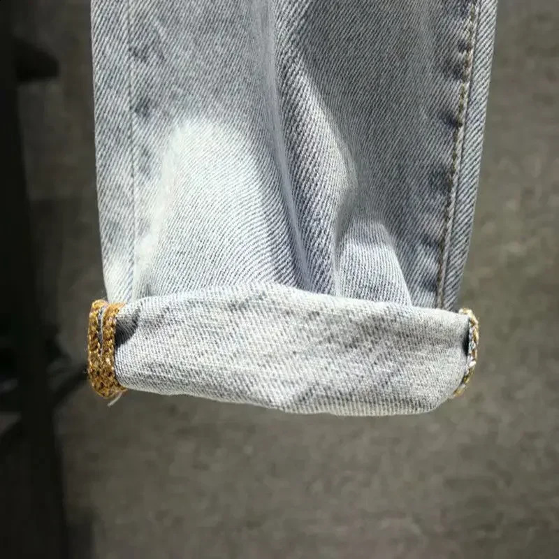 Mens Jeans with Holes Man Cowboy Pants Cropped Harem Hip Hop Trousers Torn Ripped Broken Retro Classic Trend Korean Style 240821