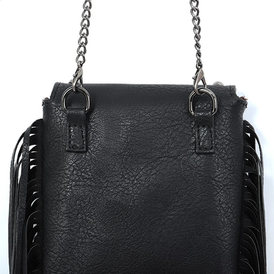 European and American fashion trend soft leather rivet tassel bag chain strip single shoulder crossbody small womens 240821ZYl