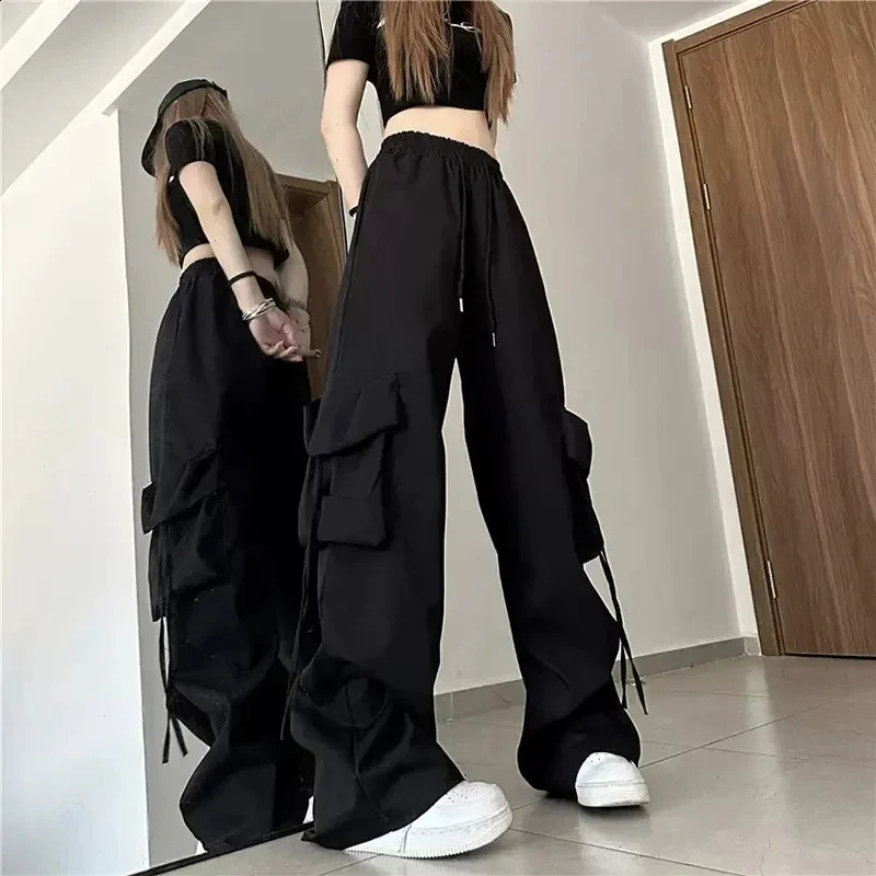 Hip Hop Cargo Pants Women Jazz Black Big Pockets Streetwear Trousers High Waisted Solid Fashion Harajuku Y2K Wide-Legged Pants 240821