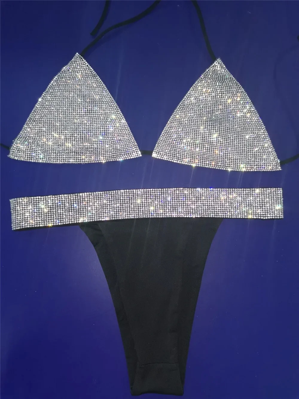 Sexy Diamonds Sequin Bikini Set Women Halter Bandage Swimsuits Rhinestone Micro Thong Brazilian Beach Bathing Suit Biquini 240822