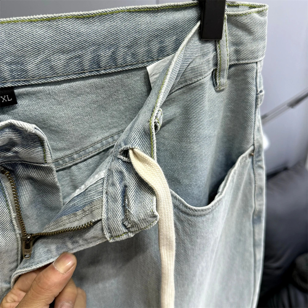 Japanese Streetwear Light Blue Baggy Jeans For Man Pants Harajuku Vintage Denim Trousers Korean Fashion Hip Hop Harem Pants Male 240821