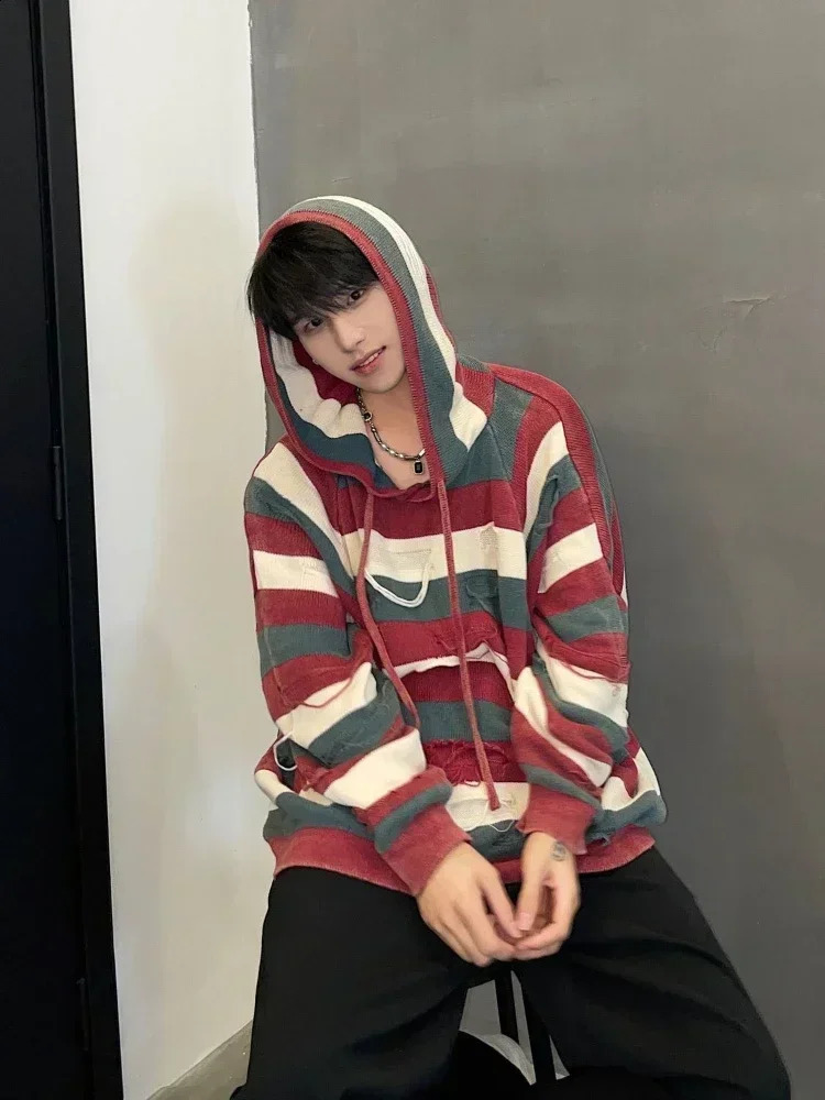 Man Clothes with Holes Striped Torn Knitted Sweaters for Men Pullovers Hoodies Hippie Aesthetic Red X Loose Fit Trend Old S 240821