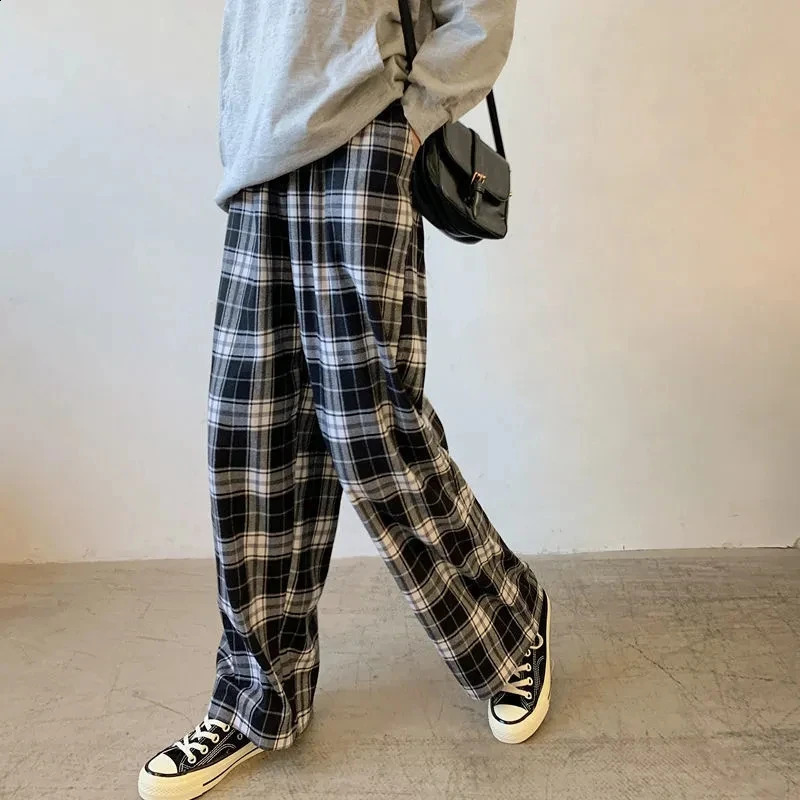 Y2k Black and White Plaid pants Oversize Women Casual Loose Wide Leg Trousers Ins Retro Teen Straight Trousers Hiphop Streetwear 240821