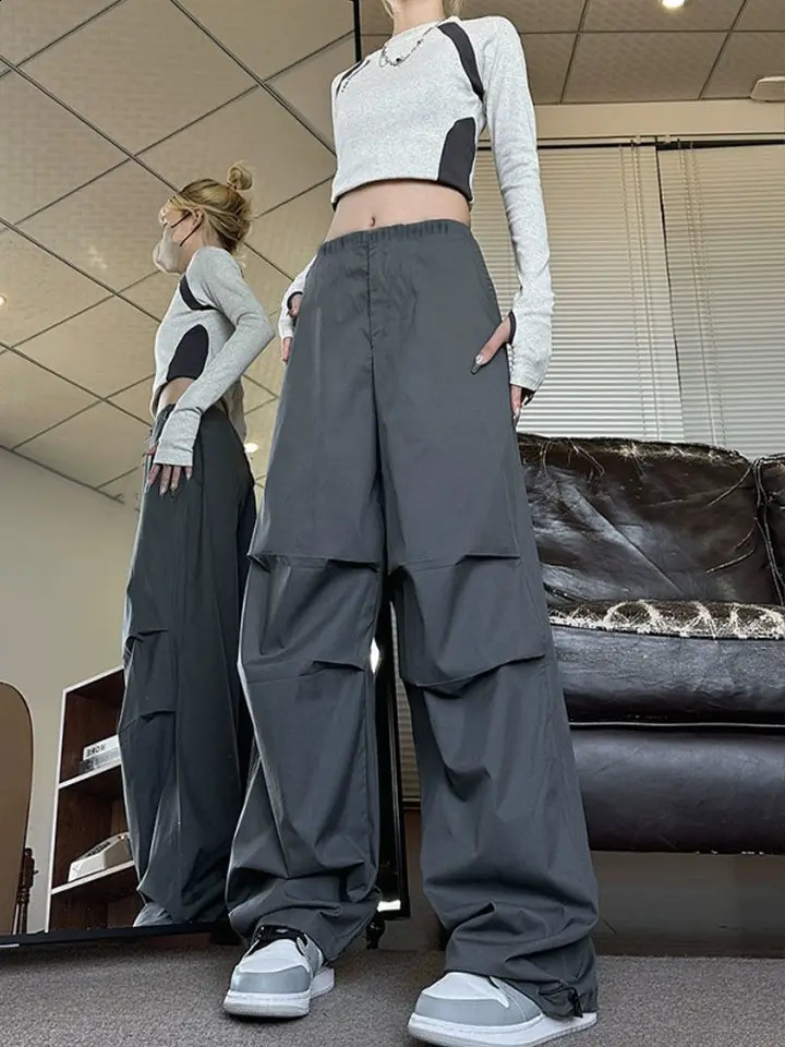 QWEEK Vintage Y2k Cargo Pants Women Folds Oversize High Street Fashion Baggy Sweatpants Korean Casual Wide Leg Jogger Pants 240821