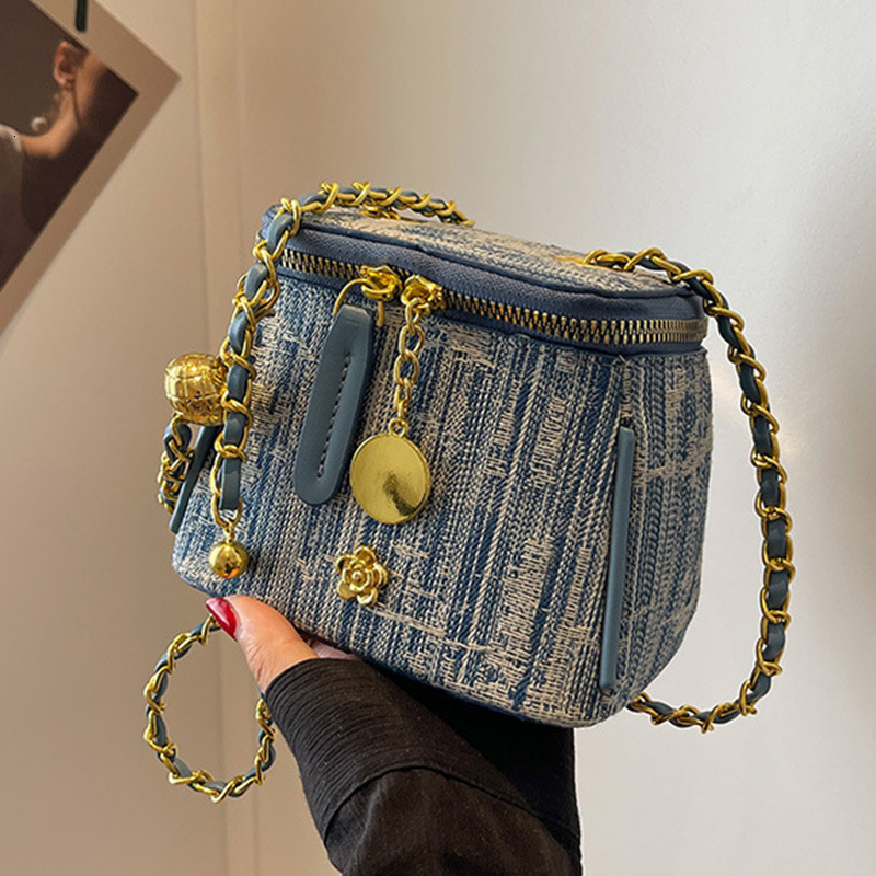 Ladies Denim Crossbody Handbags - hot Chains Shoulder Bag with Coin Purse