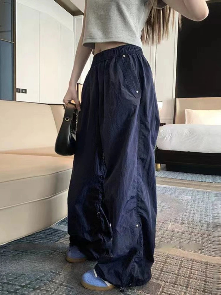 ADAgirl Korean Streetwear Parachute Pants Women Y2k Harajuku Vintage Rivet Baggy Casual Sweatpants Hip Hop Summer Sports Trouser 240821