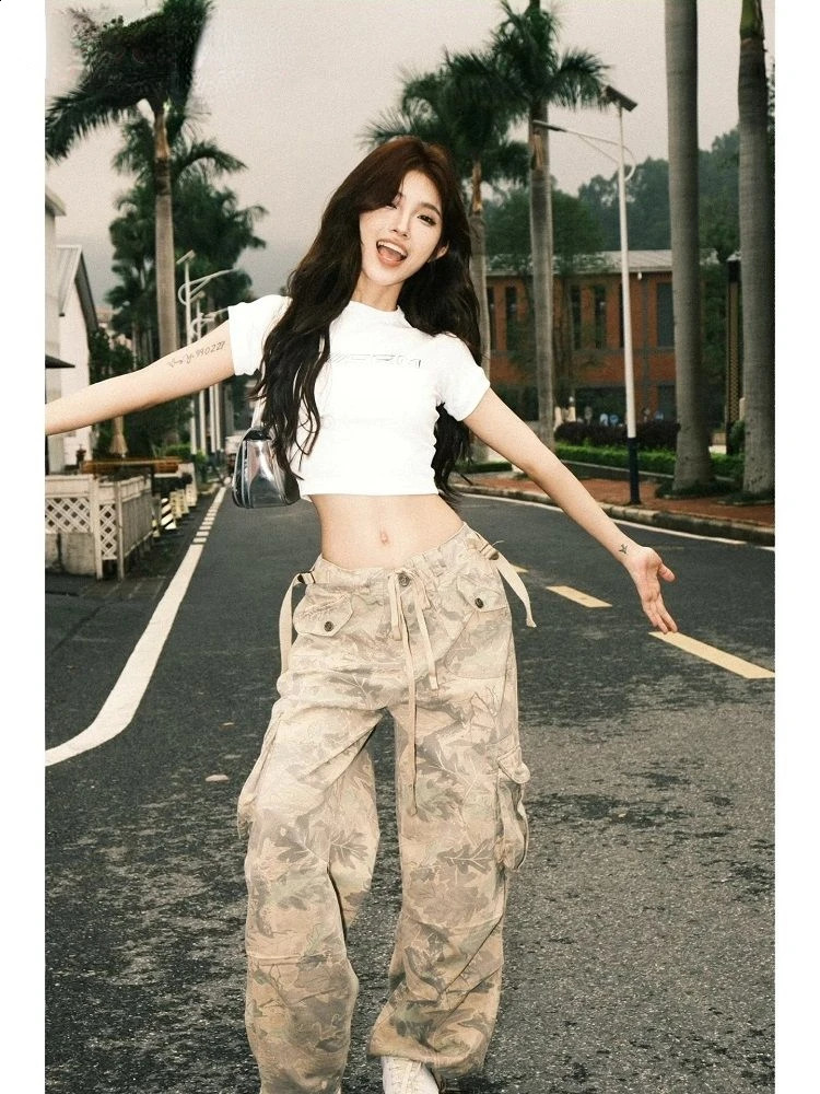 American Vintage Hip-hop Camouflage Pants Baggy Jeans Y2K High Street Harajuku Style Gothic Casual Streetwear Wide-leg Pants 240821