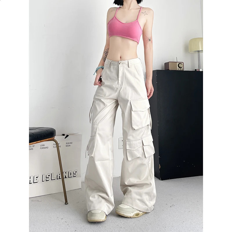 Womens Off Beige Cargo Pants Vintage Y2k Harajuku Aesthetic Streetwear Parachute Pants High Waist Wide Trousers 2000s Clothes 240821
