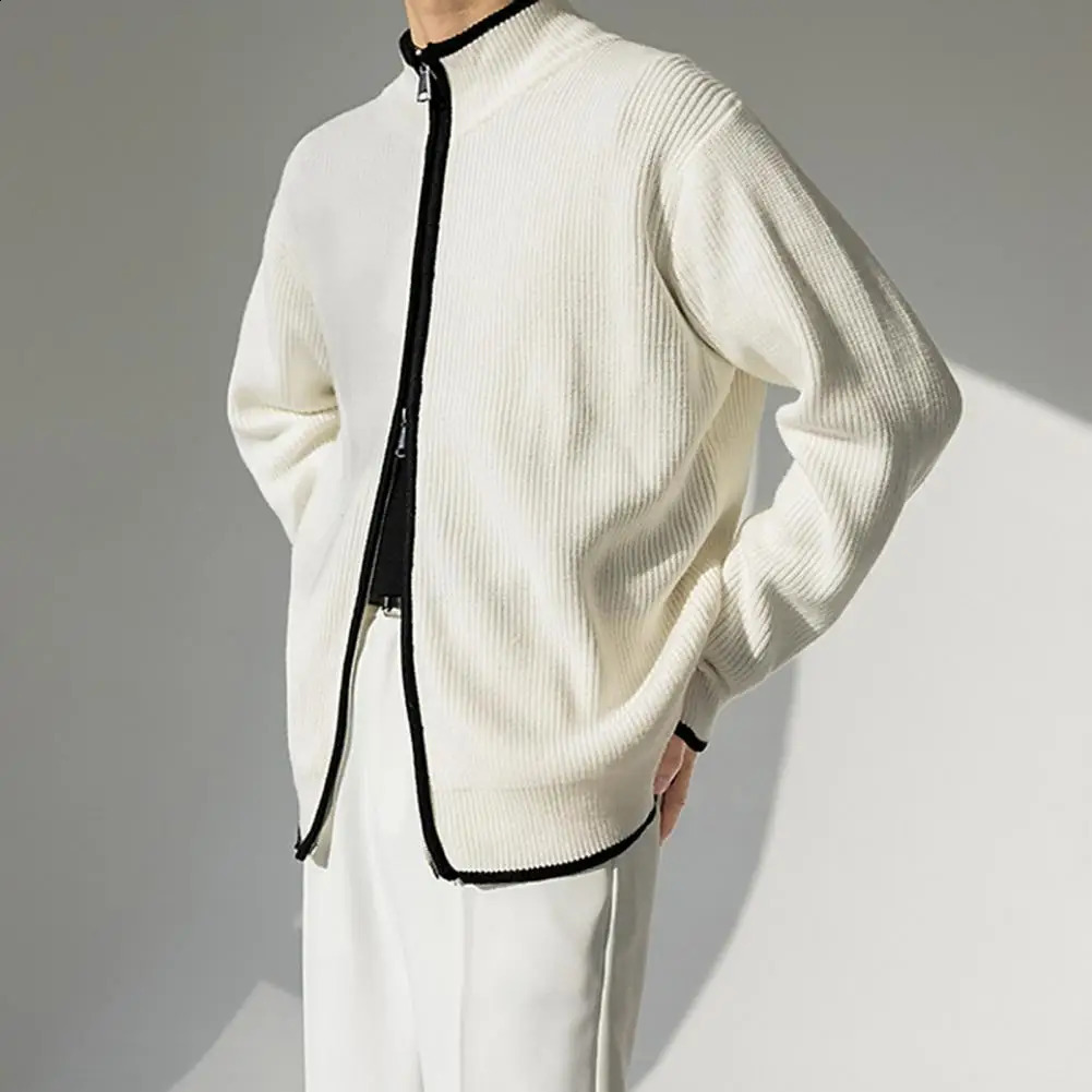 tricolor mens cardigans for the season fashionable knitted wool sweater 240821