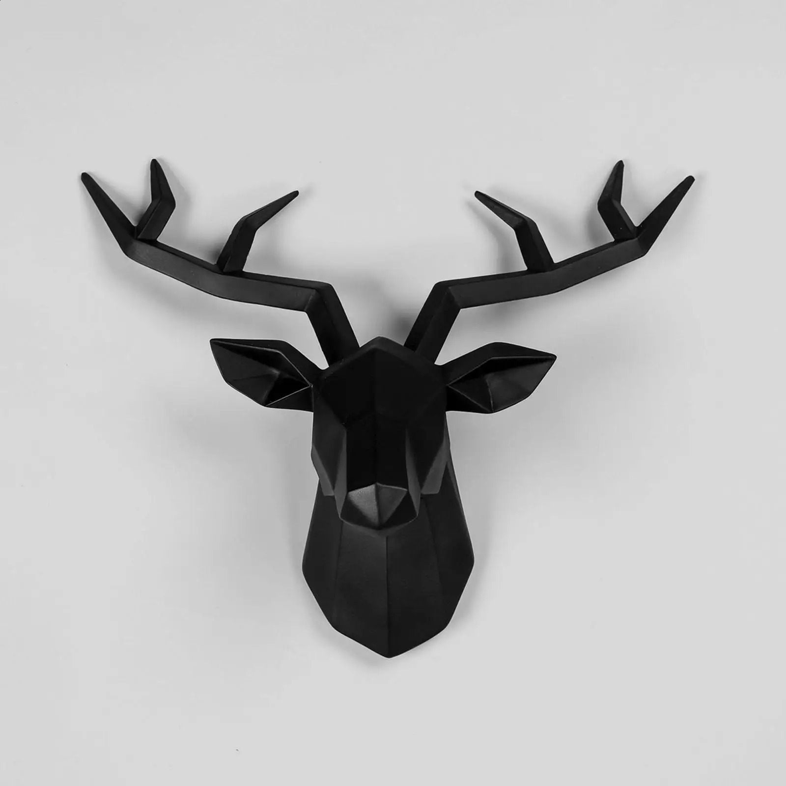 Resin deer head sculpture animal statue wall mounted geometric elk collection modern deer horn decoration statue 240810