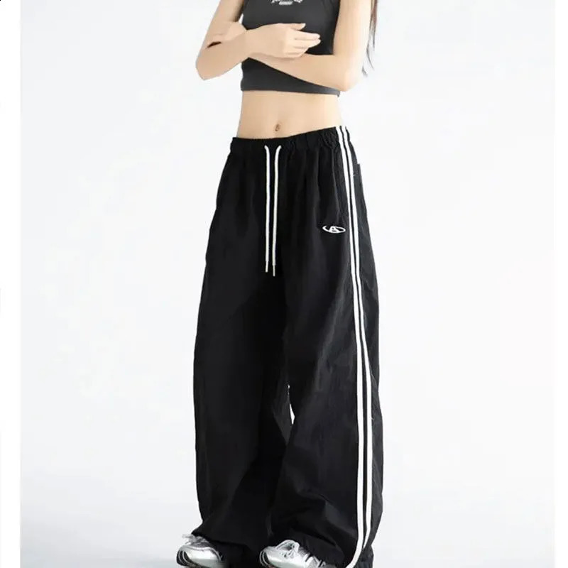 Deeptown Vintage Striped Women Sweatpants Wide Leg Korean Fashion Oversized Pants Y2k Jogging Summer Baggy Casual Kpop Trousers 240821
