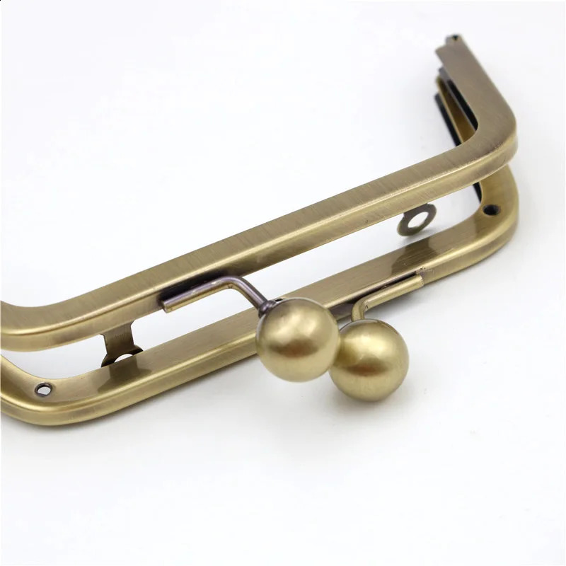 10pcs 14cm metal wallet holder for bag kiss lock screw handle female shoulder accessory 240821