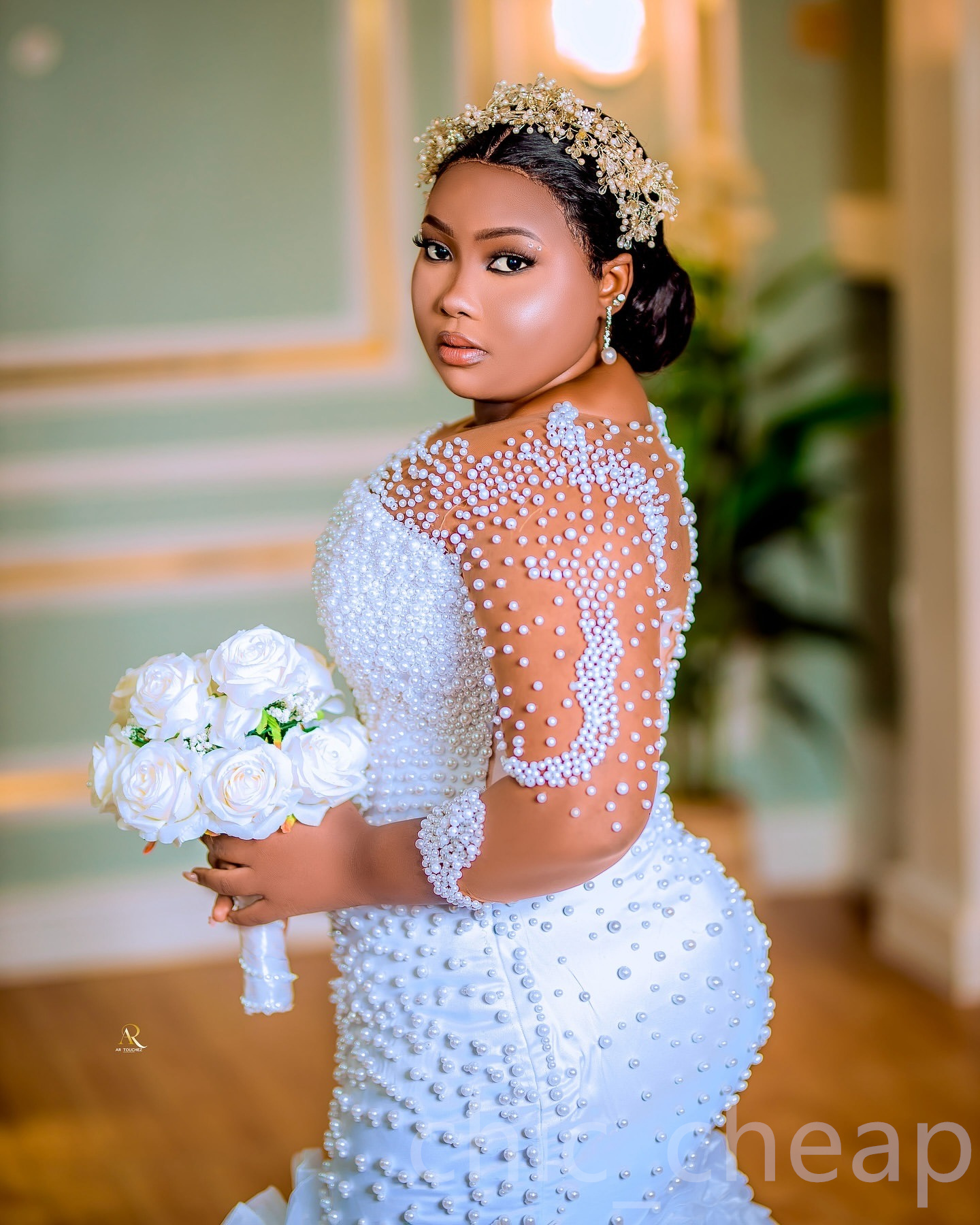 African Aso Ebi 2024 White Mermaid Wedding Dress Pearls Full Sleeves Vintage Flowers Elegant Bridal Gowns Dresses ZJ214