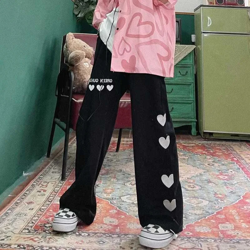 Womens Harajuku Heart Graphic Cute Loose Pants Japanese Kawaii Fairycore Casual Sweatpants Y2k Aesthetic Korean Fashion Cloth 240821