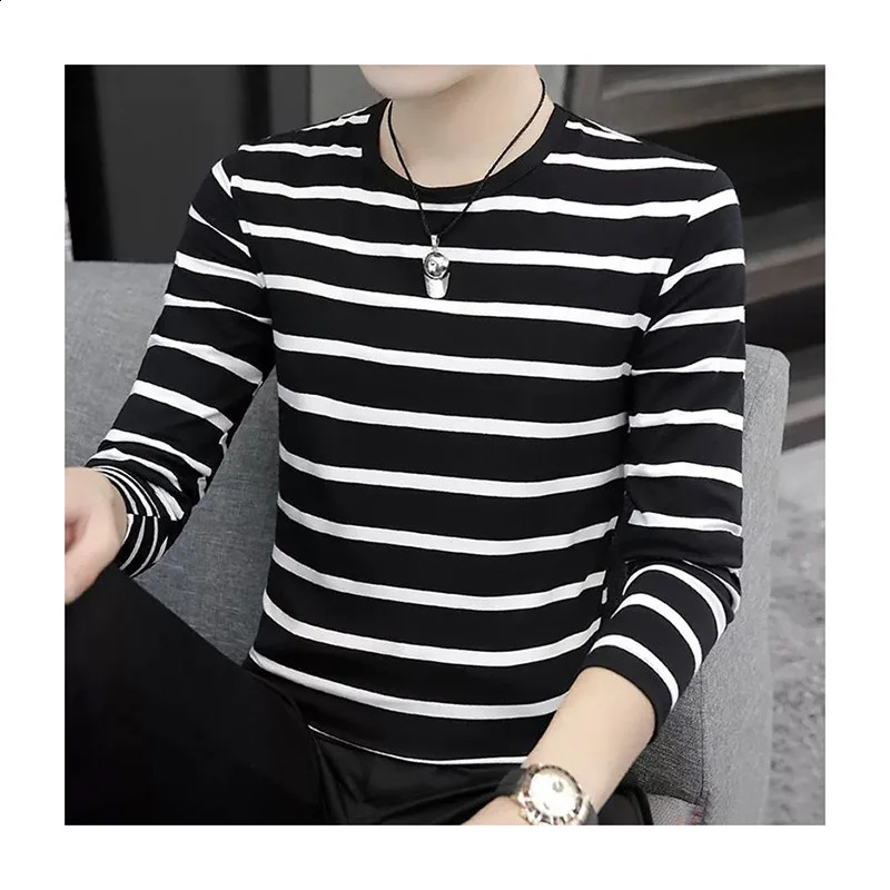 Fashionable Oneck fully matched striped Tshirt for mens autumn item oversized casual floral long sleeved Korean 240822