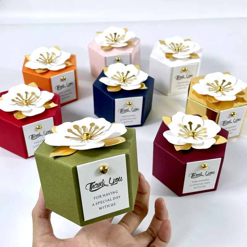 2050pcs Creative Flower Hexagonal Gift Box With Gold White Card Candy Chocolate Packaging Gift Box Wedding Party Decoration 240822