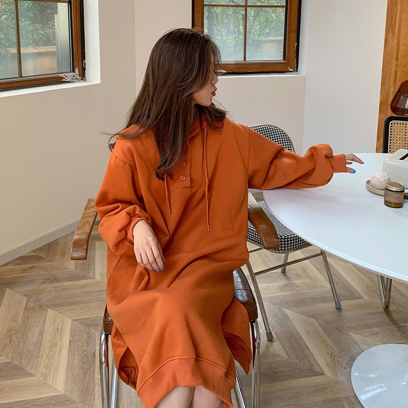 Solid color plus plush thick knee length hooded sweatshirt dress for women, autumn and winter sleeved long skirt with slit, trendy trend dongdumaoyi