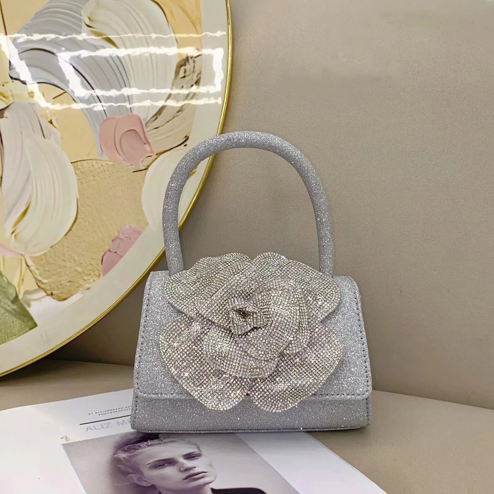 Fashion handbag sparkling pearl flower silver ball evening wedding wallet cute mini bag suitable for women Crusosbody 240821
