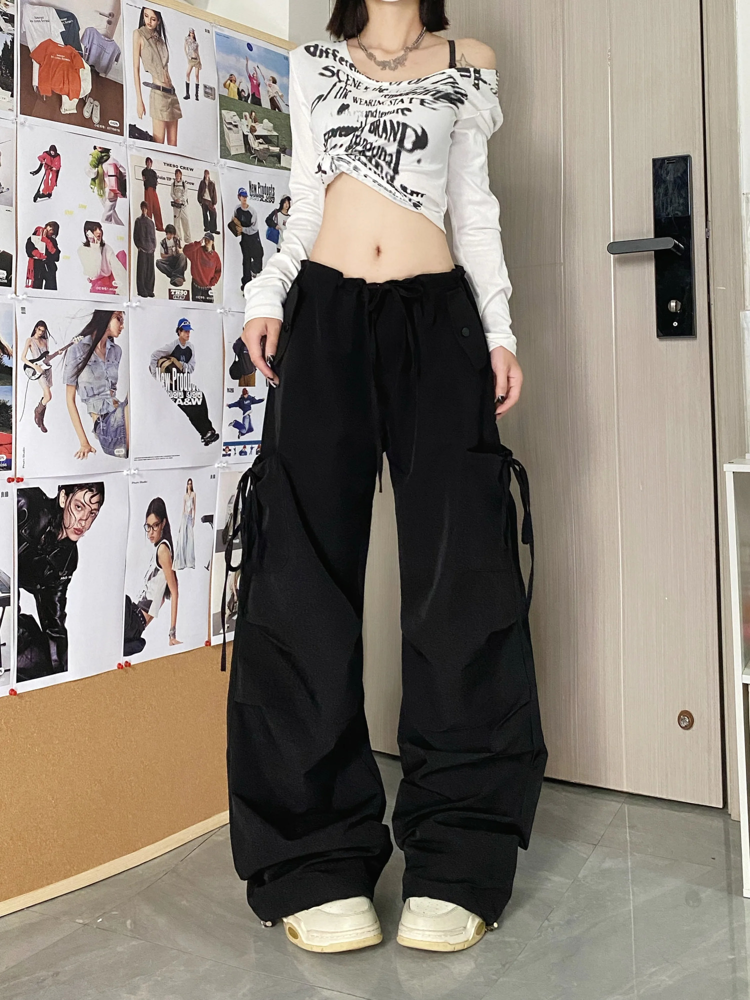 Womens Grey Y2k Cargo Pants Streetwear Harajuku Japanese 2000s Style Baggy Parachute Pants 90s Vintage Trousers Fashion Clothes 240821