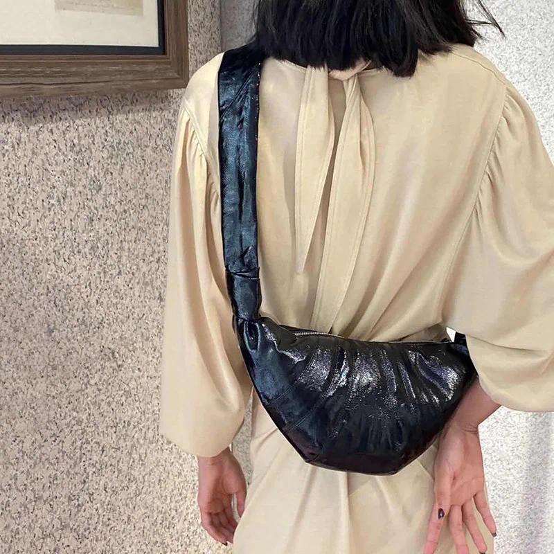 Free Shipping Evening Bags Retro Croissant Shoulder Bag Niche Design Cowhide Dumpling Leather Slung Fashion Women's Chest Soft Designer Bag Luxur