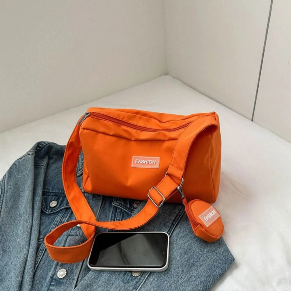 AutumnWinter Korean Edition Large Capacity Cross Body Bag Casual Fashion Lightweight Oxford 240821