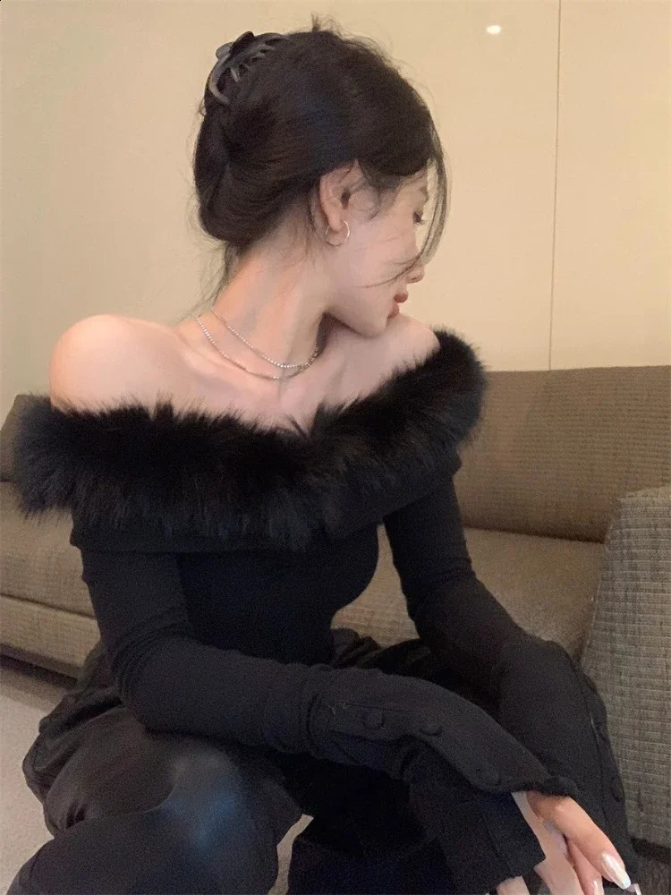Deeptown Y2K Aesthetic Sexy Off Shoulder T Shirts Women Elegant Slim Crop Tops Korean Youthful Spliced Fur Collar Tees Fairycore 240821