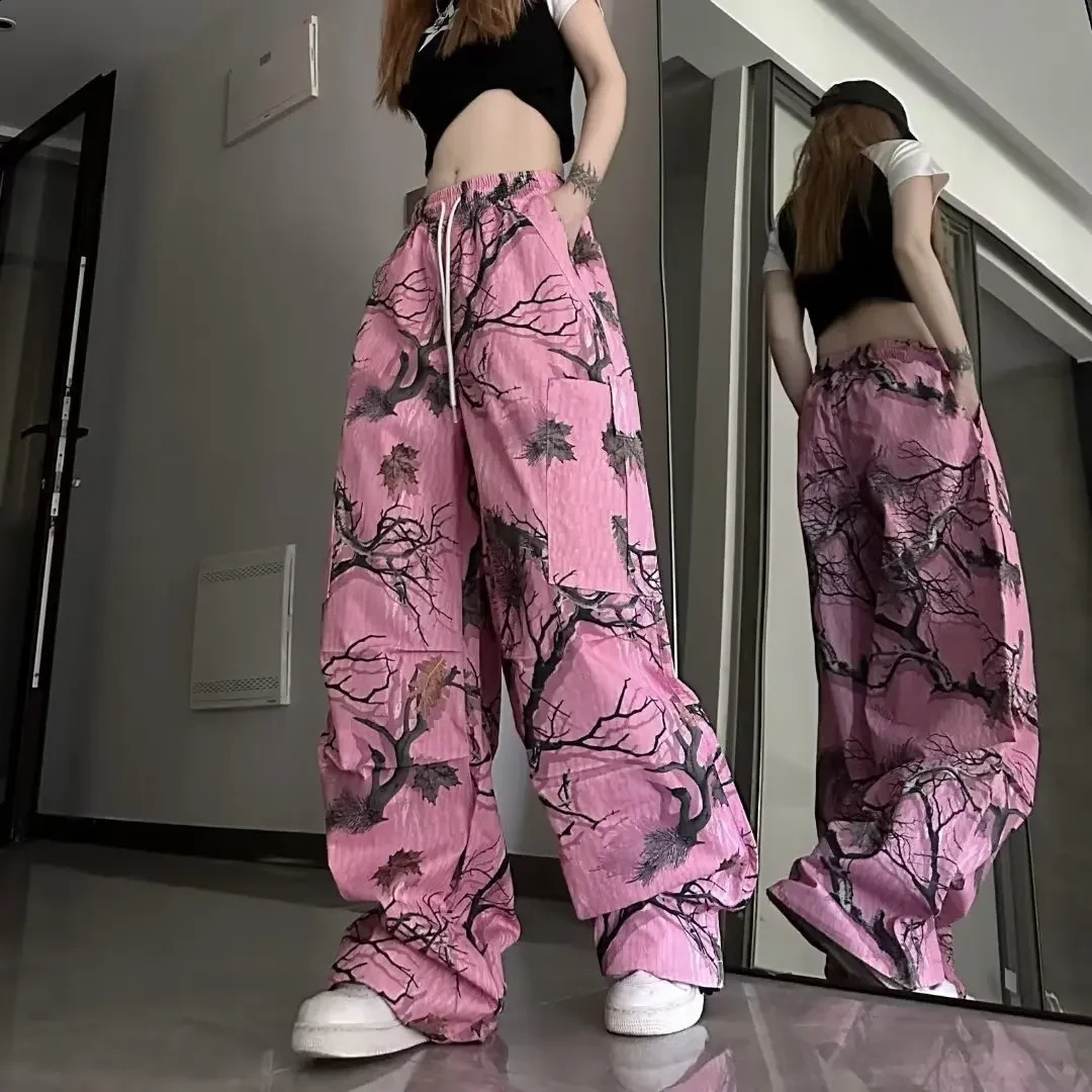 Spring American Casual Pants Loose-fit Straight-leg Printed Cargo Pants women Japan Korean Fashion Streetwear Y2k Red Pants 240821