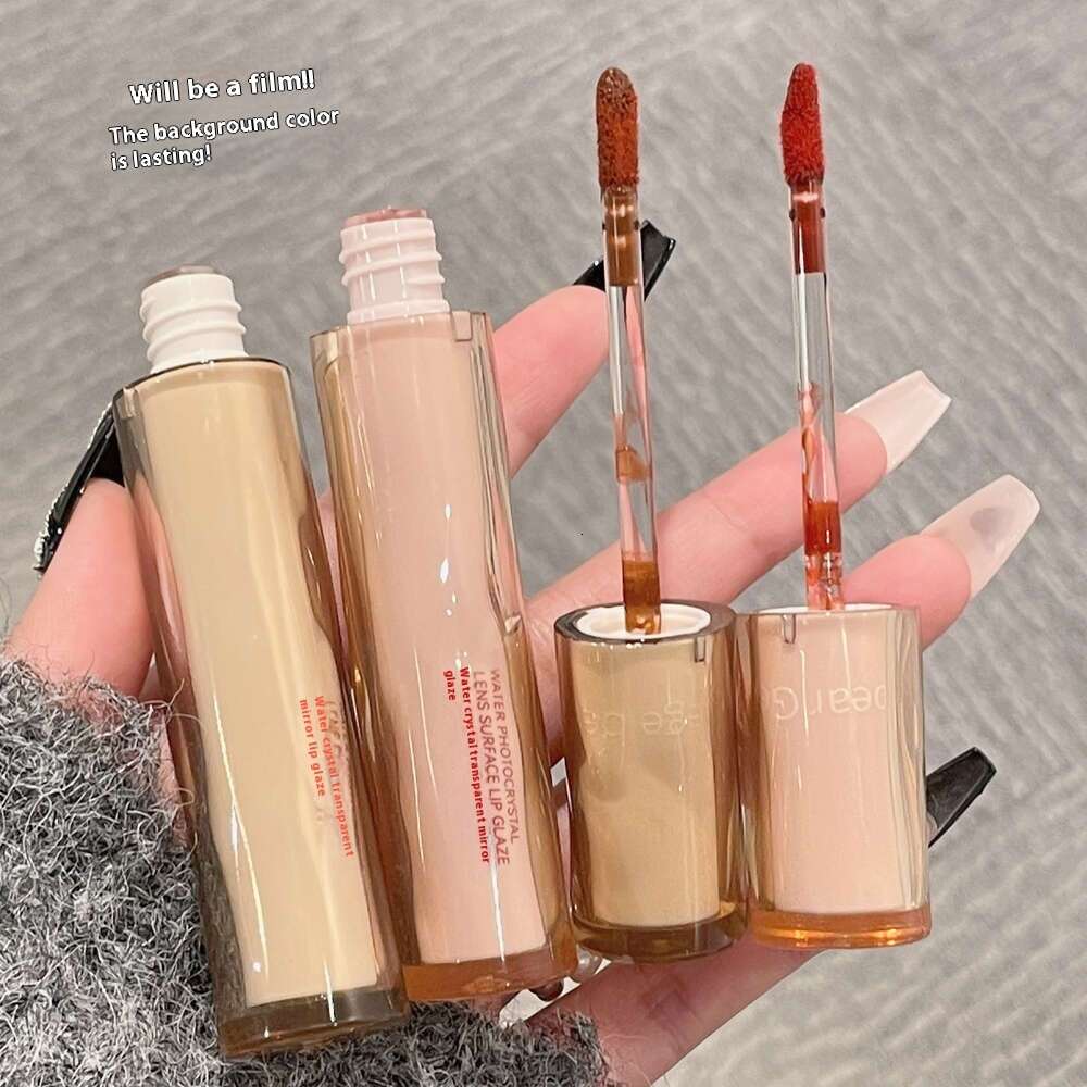 Non-Fading Gege Bear Lipstick Gel - Hydrate Your Lips with a Durable Moisture Lock Effect