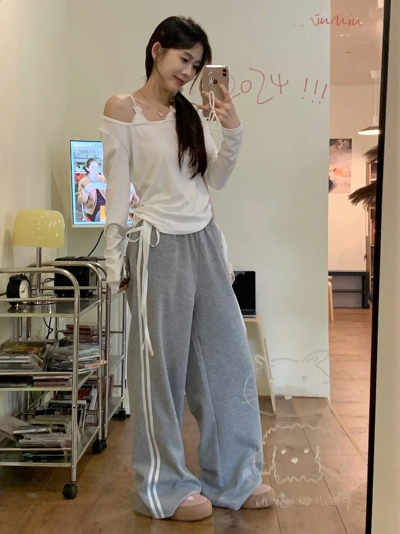 QWEEK Y2k Striped Sweatpants Women American Retro Gray Sports Pants Sweet Bow Bandage Low Waist Casual Straight Leg Trousers 240821