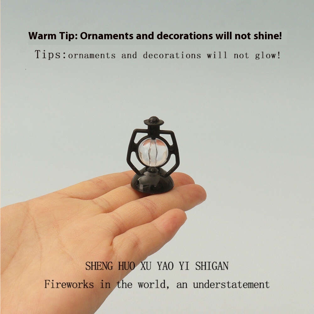 Creative mini ornaments, miniature simulation lighting fixtures, cute dolls, girls, baby house decorations, micro landscapes, and landscaping accessor