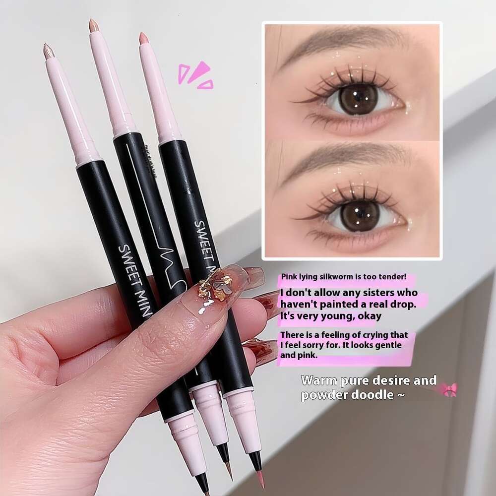 Silk-Smooth Sweet Mint Eyeliner Pencil with Light-Catching Effect