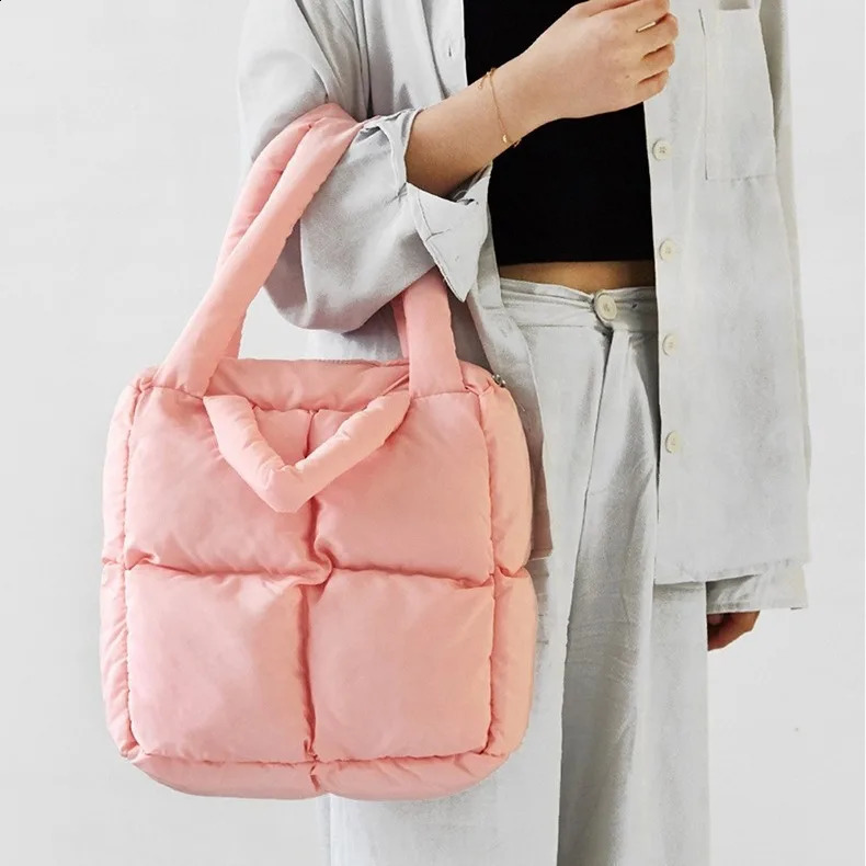 Fashion Small Puffer Tote Bag Padded Women Handbags Soft Nylon Quilted Shoulder Bags Warm Winter Shopper Purses 2024 240821
