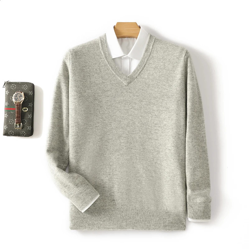 Autumn and winter cashmere sweater 100% pure wool mens Vneck knitted fleece classic solid color fashion 240821