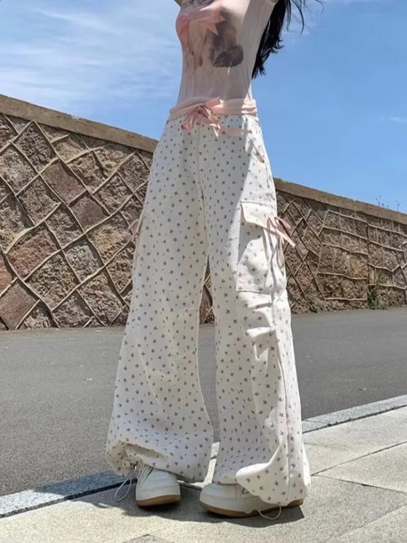 Sweet Cute Floral Print Cargo Pants Women American Fashion Y2K Streewear Pants for Women Casual Trendy All-match Trousers Woman 240821