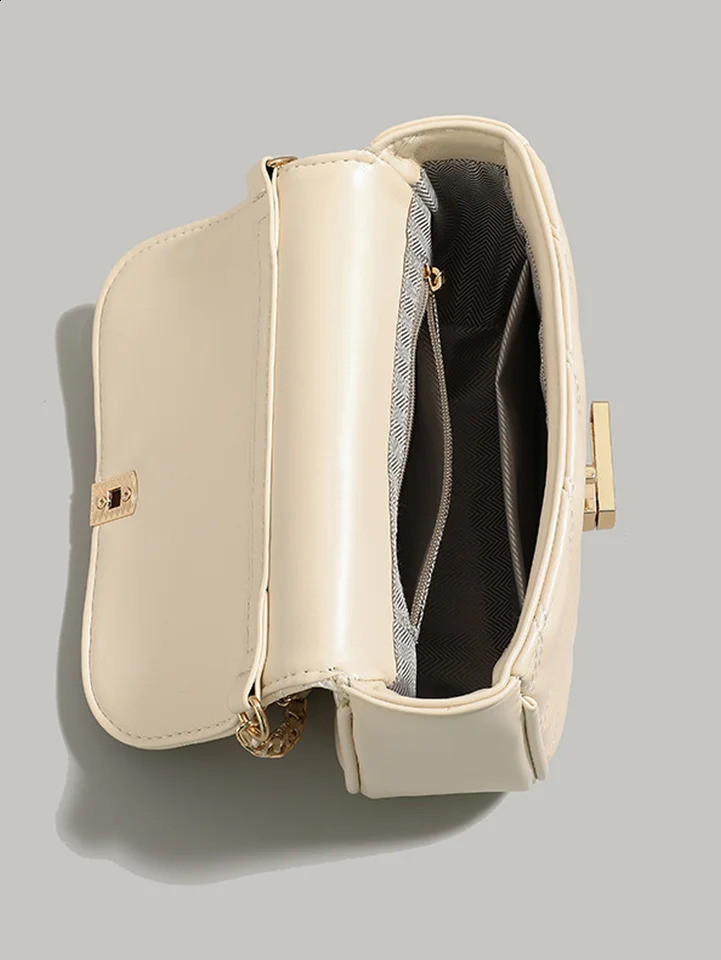 Womens 2024 niche texture embroidered chain bag crossbody underarm mini square 240821