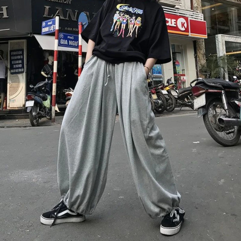 Deeptown Harajuku Oversized Sports Sweatpants Woman Jogging Baggy Wide Leg Pants Japan Korean Style Jogger Casual Gray Trousers 240822