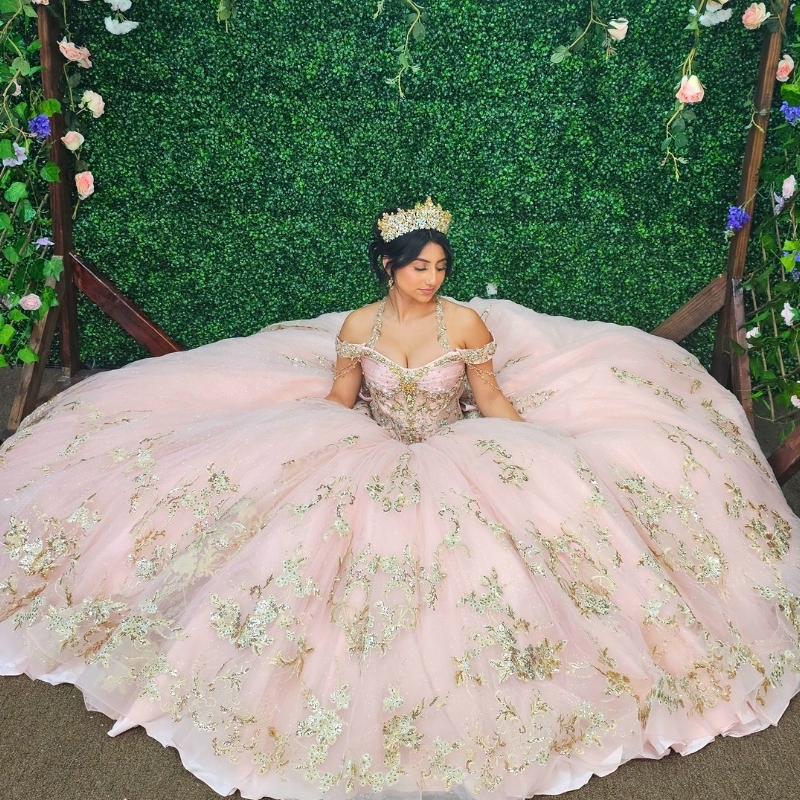 Pink Shiny Quinceanera Dresses Off The Shoulder Princess Applique Lace Beads Crystal Tull Sweet 16 Birthday Party Vestido De 15 Anos