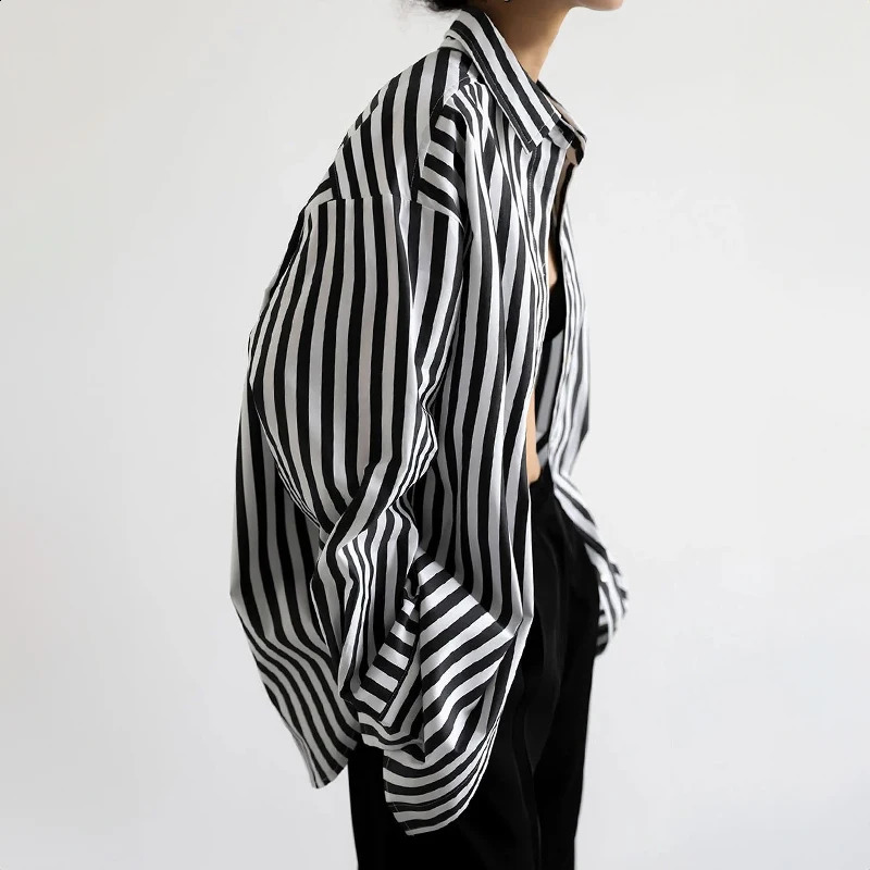 Women Shirt Black and White Striped Button Down Long Sleeve Oversize Boyfriend Blouse Tops Female Basic Outfit 240821