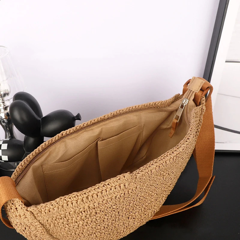 Casual Halfmoon Straw Crossbody Bags Handmade Weave Hobo Shoulder Summer Beach Small Tote Purses 2024 Vacation 240821