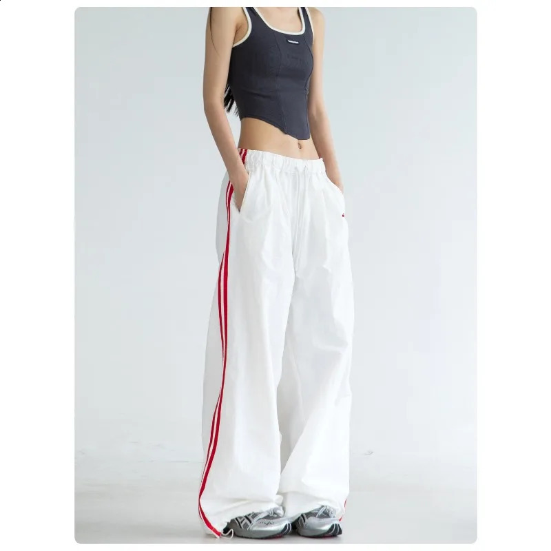 Deeptown Vintage Striped Women Sweatpants Wide Leg Korean Fashion Oversized Pants Y2k Jogging Summer Baggy Casual Kpop Trousers 240821