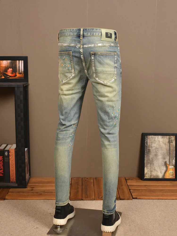 Retro style open top jeans for men in spring and autumn fashion ultra-thin street style Pu Shuai spray painted tight Tappered pants 240821