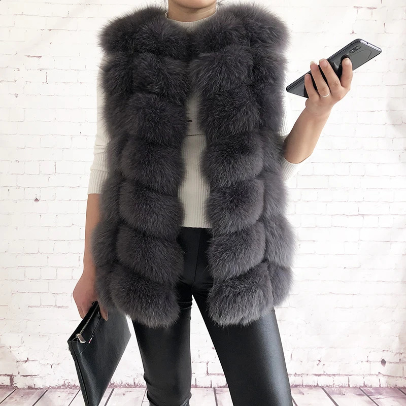 Style High Quality Fur Jacket Real Fur Vest Waistcoat Natural Fox Fur Coat Stylish Vest For Women Autumn And Winter Clothing 240821