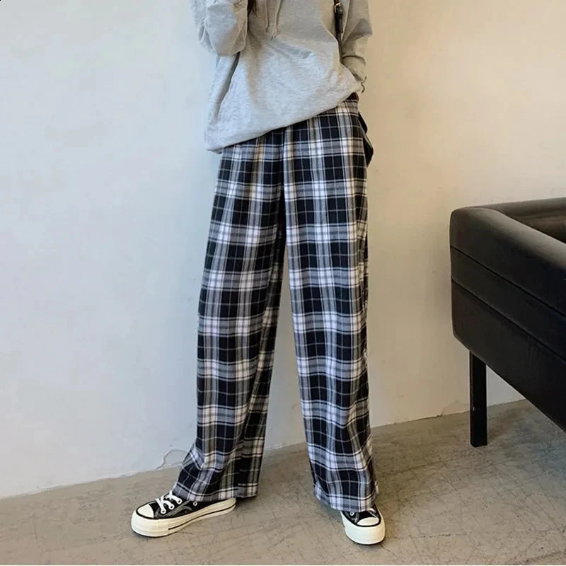 Y2k Black and White Plaid pants Oversize Women Casual Loose Wide Leg Trousers Ins Retro Teen Straight Trousers Hiphop Streetwear 240821