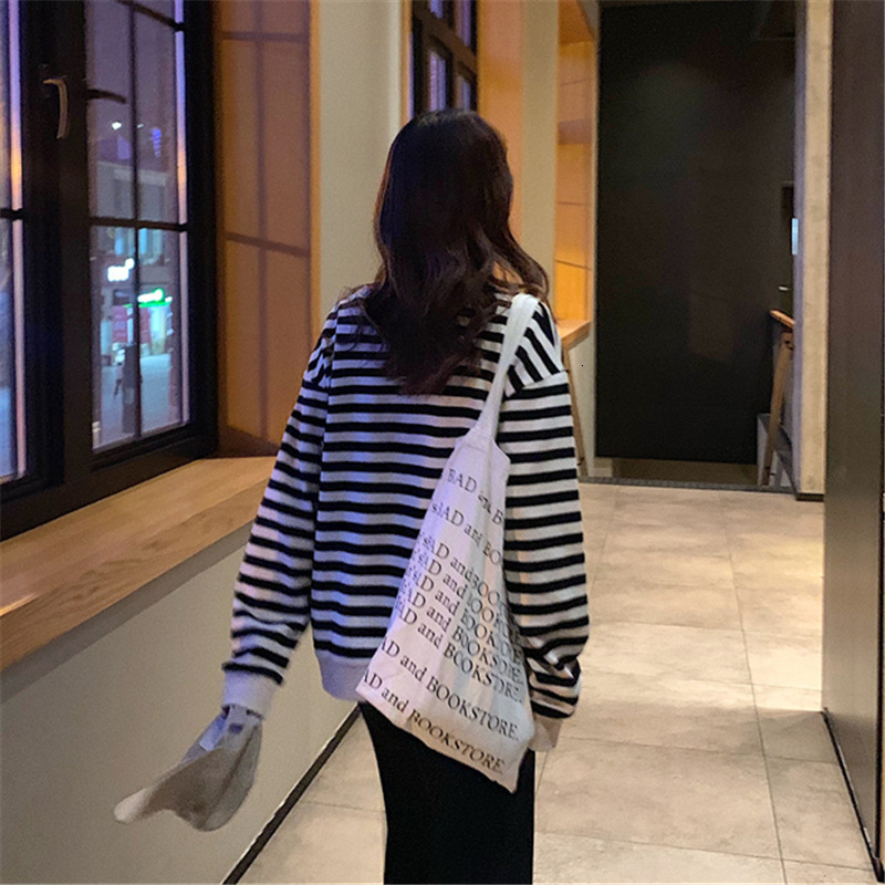 Autumn New Korean Student Striped Long Sleeve Hoodie Women's Round Neck Thin Loose and Slim BF Style Top dongdumaoyi