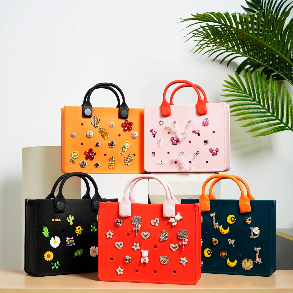 Soft rubber womens bag outdoor beach handbag fashionable wedding party accessories bag personalized decoration cute travel handbag 240821