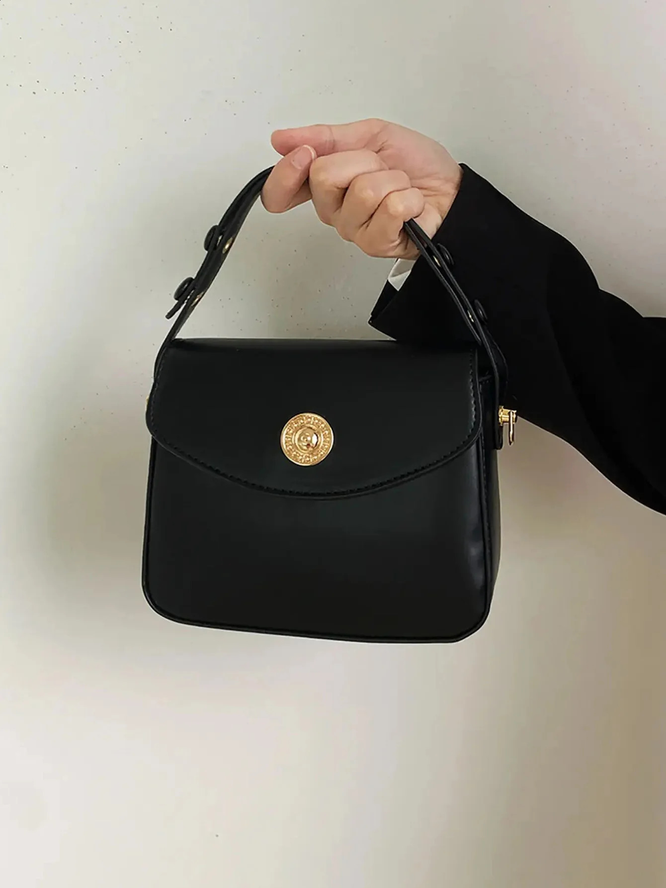 Handheld Wedding Bag Cross Shoulder Womens 2024 Fashionable Large Capacity French Single 240821