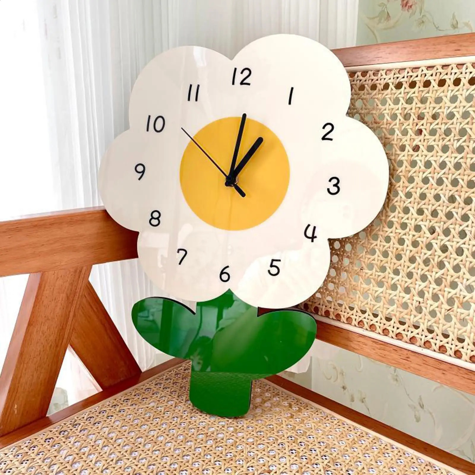 Cute Wall Clock Flower Creative Artistic Cartoon Clock Mute Wall Hanging Clock for Home Living Room Bedroom Wall Ornament 240822
