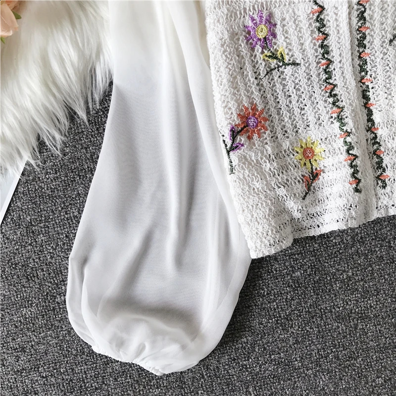Woman Blouse Women Oversized Top Blouses Embroidery Long Sleeve Tees Crochet Shirt Floral Print Crop Streetwear Blusas Dropship 240821