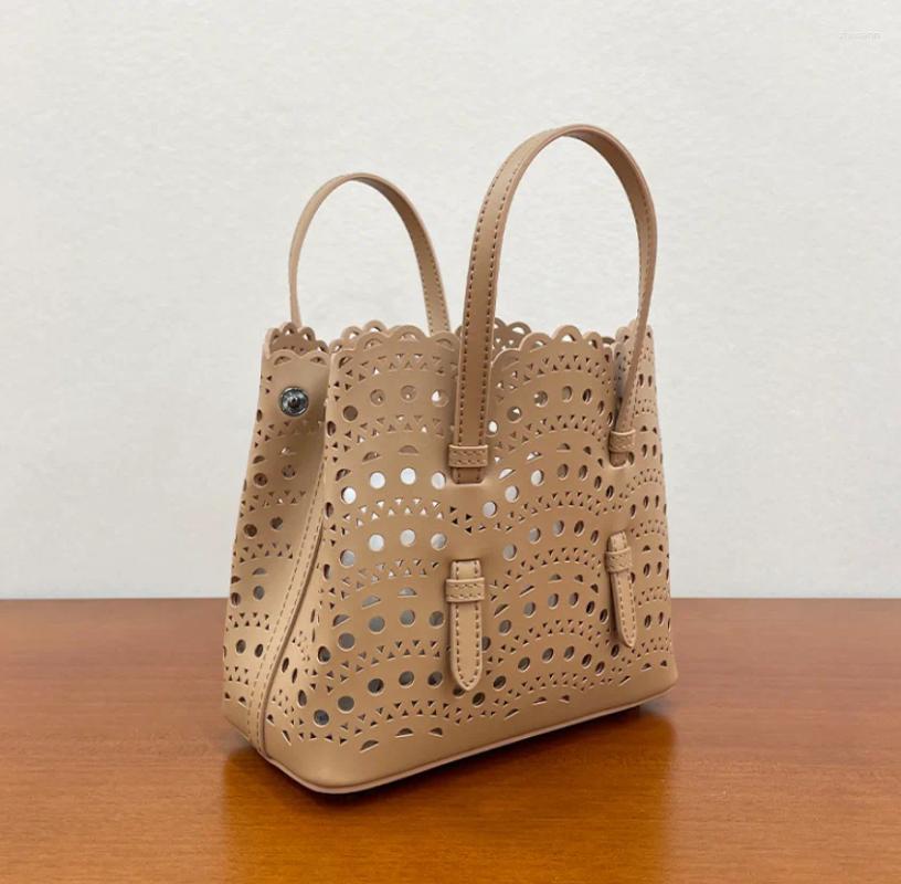 Free Shipping Totes Fashion Calfskin Laser Cut Mini Mina Vienne Tote Black 16 Micro Top Handle Bag Hollow Out Bucket Strap Designer Bag Luxury Bag Tot