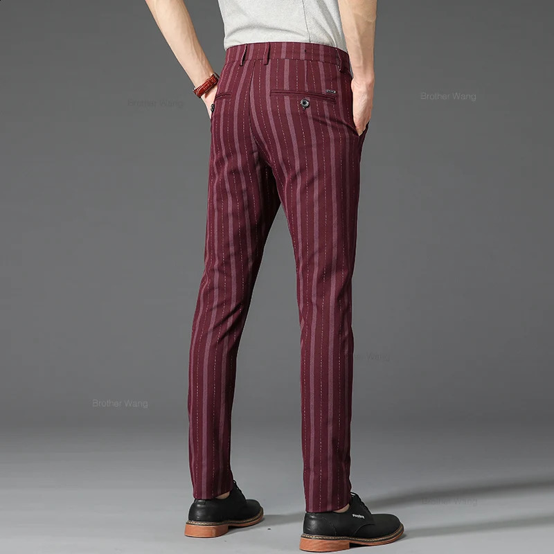 Mens striped casual pants for spring comfortable and stretchy business ultra-thin straight British fashion mens clothing black khaki wine red 240822